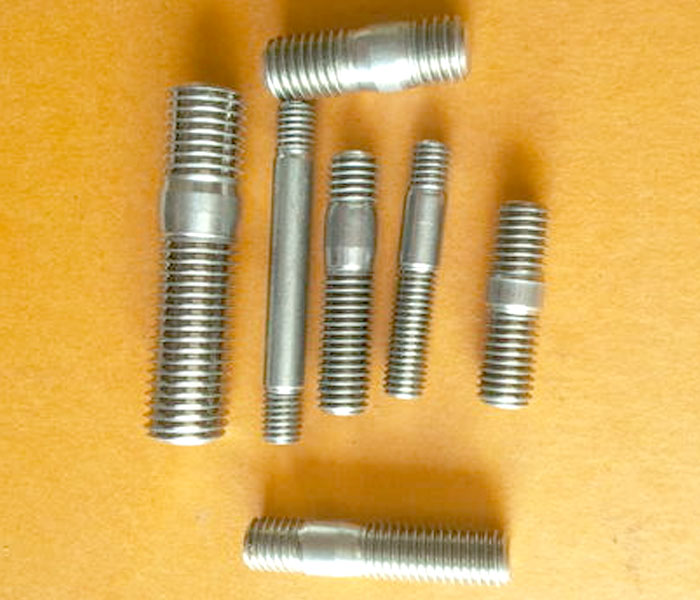 SS 304 / ASTM A193 B8 Double Ended Stud Bolts